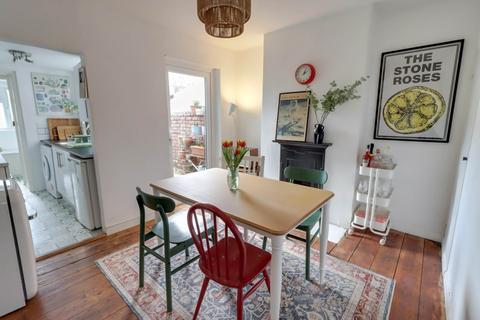 2 bedroom terraced house for sale, Foxhill Road, Reading