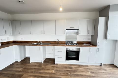 2 bedroom flat to rent, Scotney Drive, Greenhithe DA9