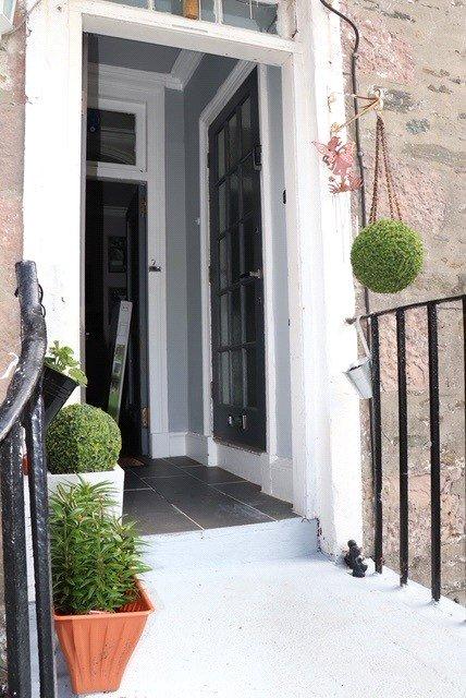 Private Entrance