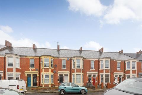 2 bedroom flat to rent, Warton Terrace, Heaton, Newcastle upon Tyne