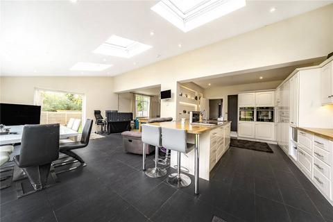 5 bedroom detached house for sale, The Harrow Way, Basingstoke, Hampshire, RG22