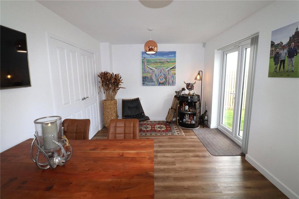 Family/Diner/Kitchen
