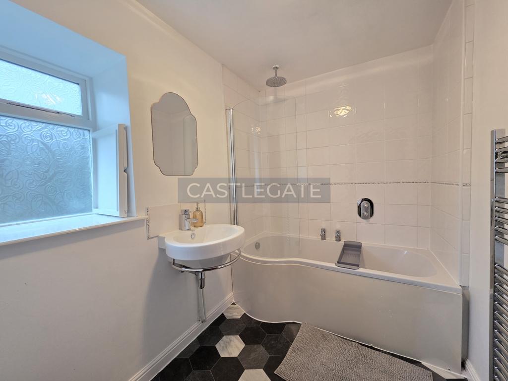 8 Spindale Street Halifax (11)