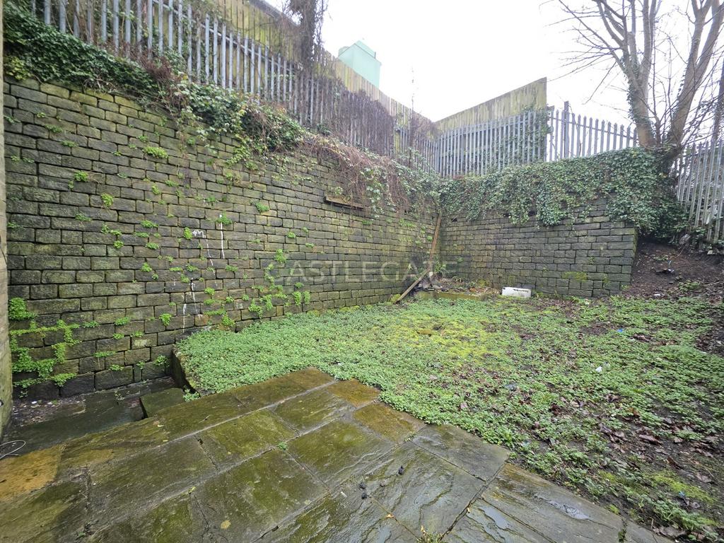 8 Spindale Street Halifax (2)