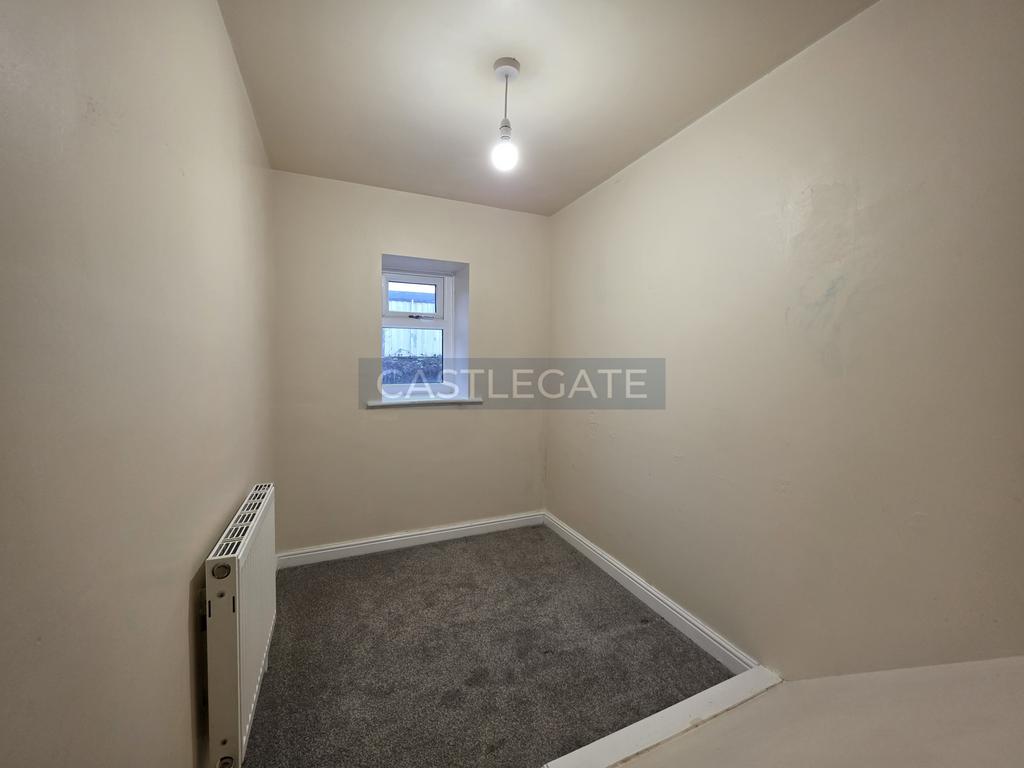8 Spindale Street Halifax (10)
