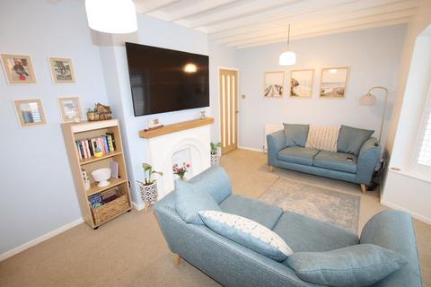 2 bedroom detached house for sale, Chelmsford Road, Holland on Sea, CO15