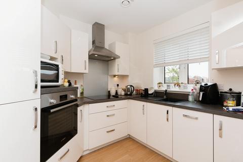 1 bedroom flat for sale, Shortwood Copse Lane, Basingstoke, RG23