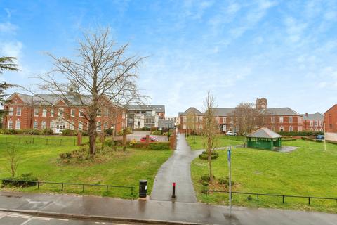 1 bedroom flat for sale, Hines Court, Basingstoke, Hampshire, RG24