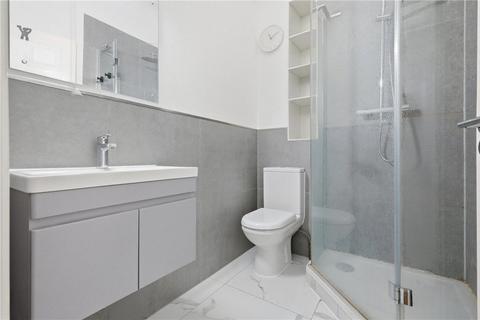 Studio to rent, Chiswick High Road, London, W4
