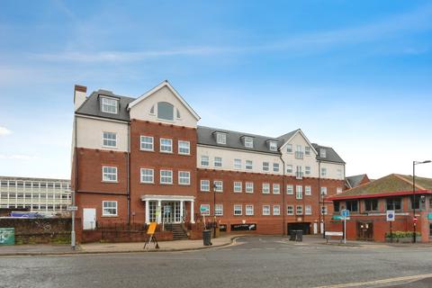 1 bedroom flat for sale, Little Victoria Street, Basingstoke, Hampshire, RG21