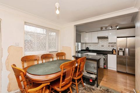 undefined, Wordsworth Close, Basingstoke, Hampshire, RG24
