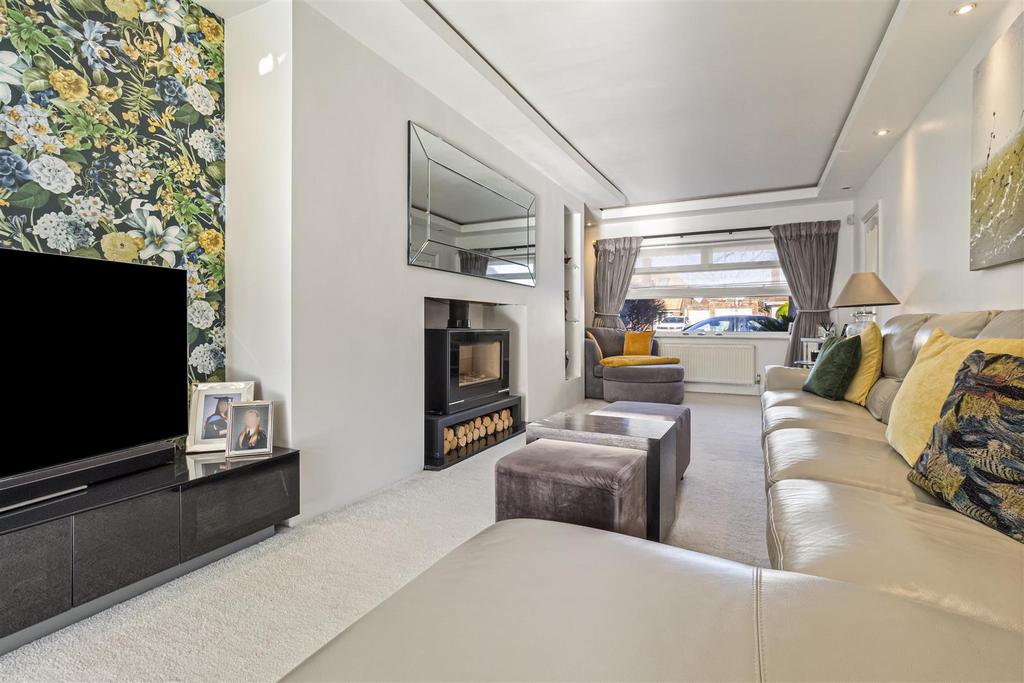 33 Alinora Crescent-016.JPG