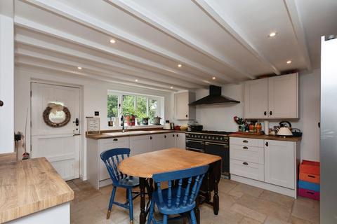 undefined, Winchester Street, Overton, Basingstoke, Hampshire, RG25