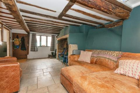undefined, Winchester Street, Overton, Basingstoke, Hampshire, RG25