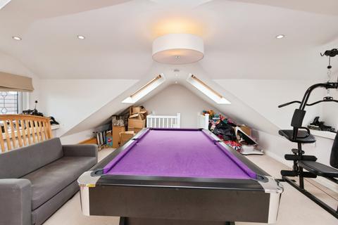 5 bedroom detached house for sale, Heritage Park, Basingstoke, Hampshire, RG22