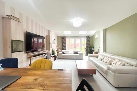 undefined, Fullbrook Drive, Basingstoke, Hampshire, RG21