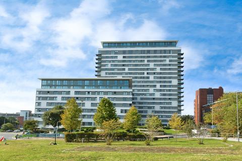 1 bedroom flat for sale, Alencon Link, Basingstoke, Hampshire, RG21