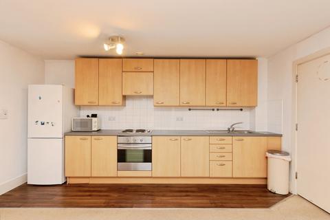 1 bedroom flat for sale, Alencon Link, Basingstoke, Hampshire, RG21