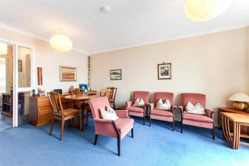 Living/Dining Room