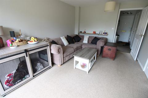 undefined, Osborne Chase, Cowes PO31