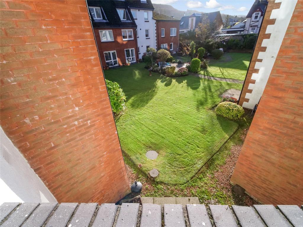 View To Courtyard