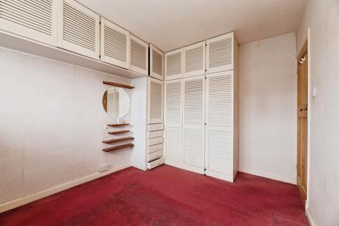 undefined, Meadway, Surbiton, KT5