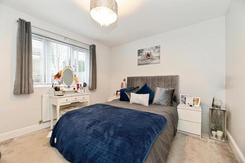 undefined, Green Lane, Chessington, KT9