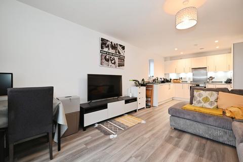 1 bedroom flat for sale, Lockhart Drive, Wokingham, Berkshire, RG40