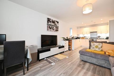 1 bedroom flat for sale, Lockhart Drive, Wokingham, Berkshire, RG40