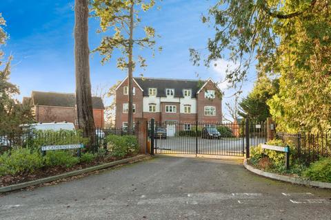 St. Catherines Wood, Camberley, Surrey, GU15