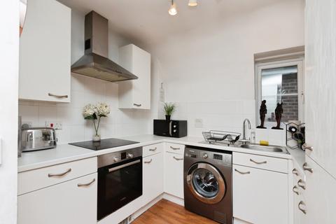 undefined, St. Catherines Wood, Camberley, Surrey, GU15