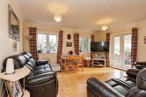 undefined, London Road, Camberley, Surrey, GU15