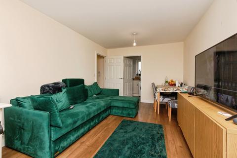 1 bedroom flat for sale, Centrifuge Way, Farnborough, Hampshire, GU14
