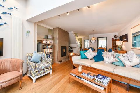 undefined, Kings Terrace, Emsworth, Hampshire, PO10