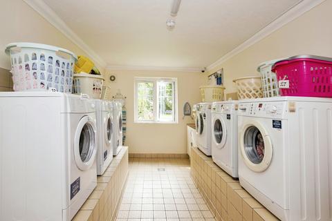2 bedroom flat for sale, New Brighton Road, Emsworth, Hampshire, PO10