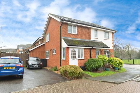 2 bedroom maisonette for sale, Sullivans Reach, Walton-on-Thames, Surrey, KT12