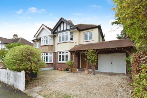 undefined, Sandhurst Avenue, Surbiton, KT5