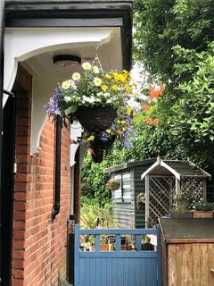 2 bedroom maisonette for sale, Albany Crescent, Claygate, Esher, Surrey, KT10