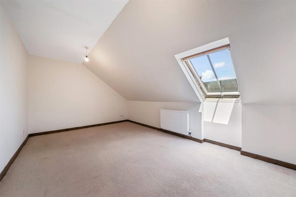 Bedroom - Top Floor