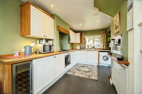 3 bedroom bungalow for sale, Farnborough Road, Farnham, GU9