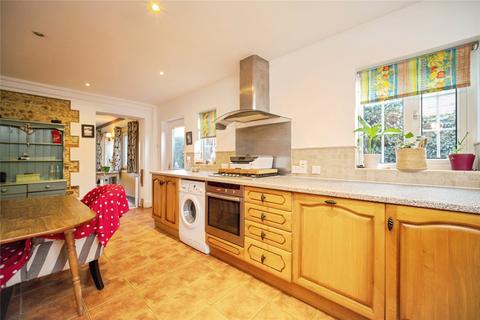 3 bedroom bungalow for sale, Farnborough Road, Farnham, GU9