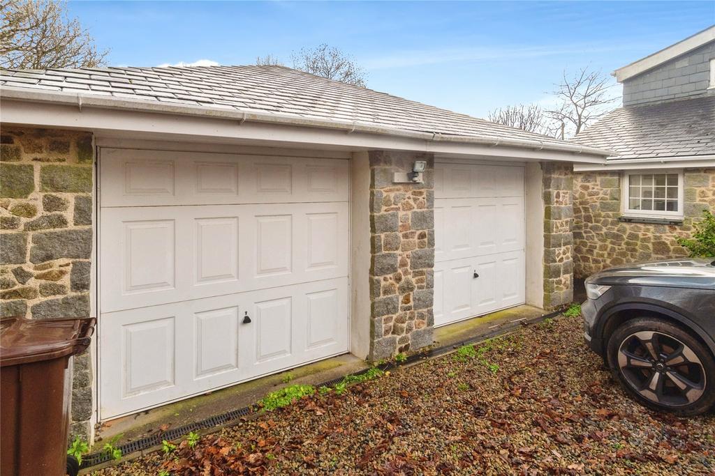 Double Garage
