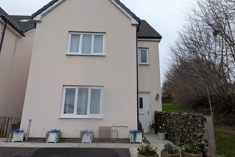 Quartz Close, Liskeard, Cornwall, PL14