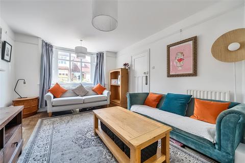 undefined, Queens Road, Alton, Hampshire, GU34