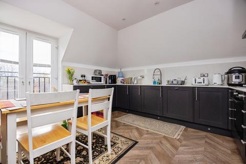 undefined, Eggars Hill, Aldershot, Hampshire, GU11
