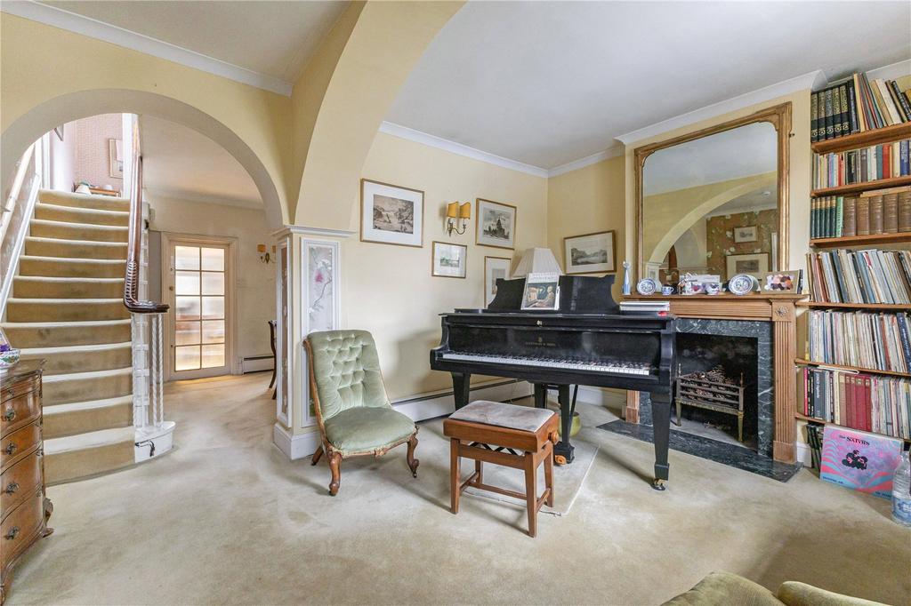 Spacious Hallway