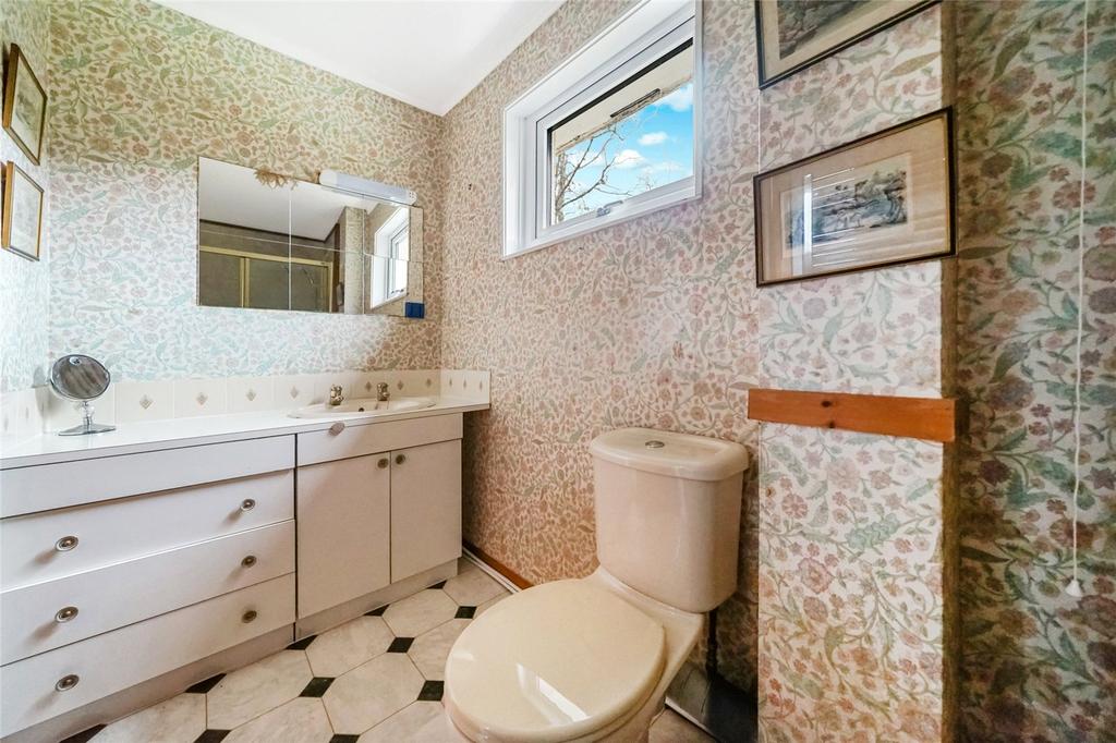Ensuite