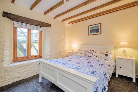 2 bedroom flat for sale, Quay Road, Polperro, Looe, Cornwall, PL13