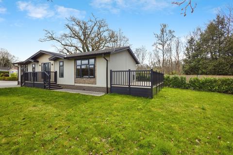 2 bedroom bungalow for sale, Warren Park, Portsmouth Road, Thursley, Godalming, GU8