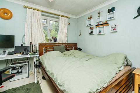 4 bedroom detached house for sale, Robin Way, Wormley, Godalming, Surrey, GU8